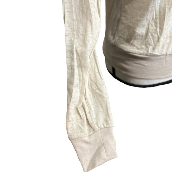 PINK by VS Woman’s Long Sleeved Shirt with Gems on Shoulders Sz XS - Picture 4 of 6